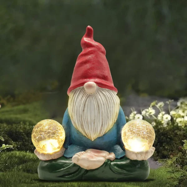 Solar Gnome Light – Eco-Friendly LED Garden Decor - Image 6