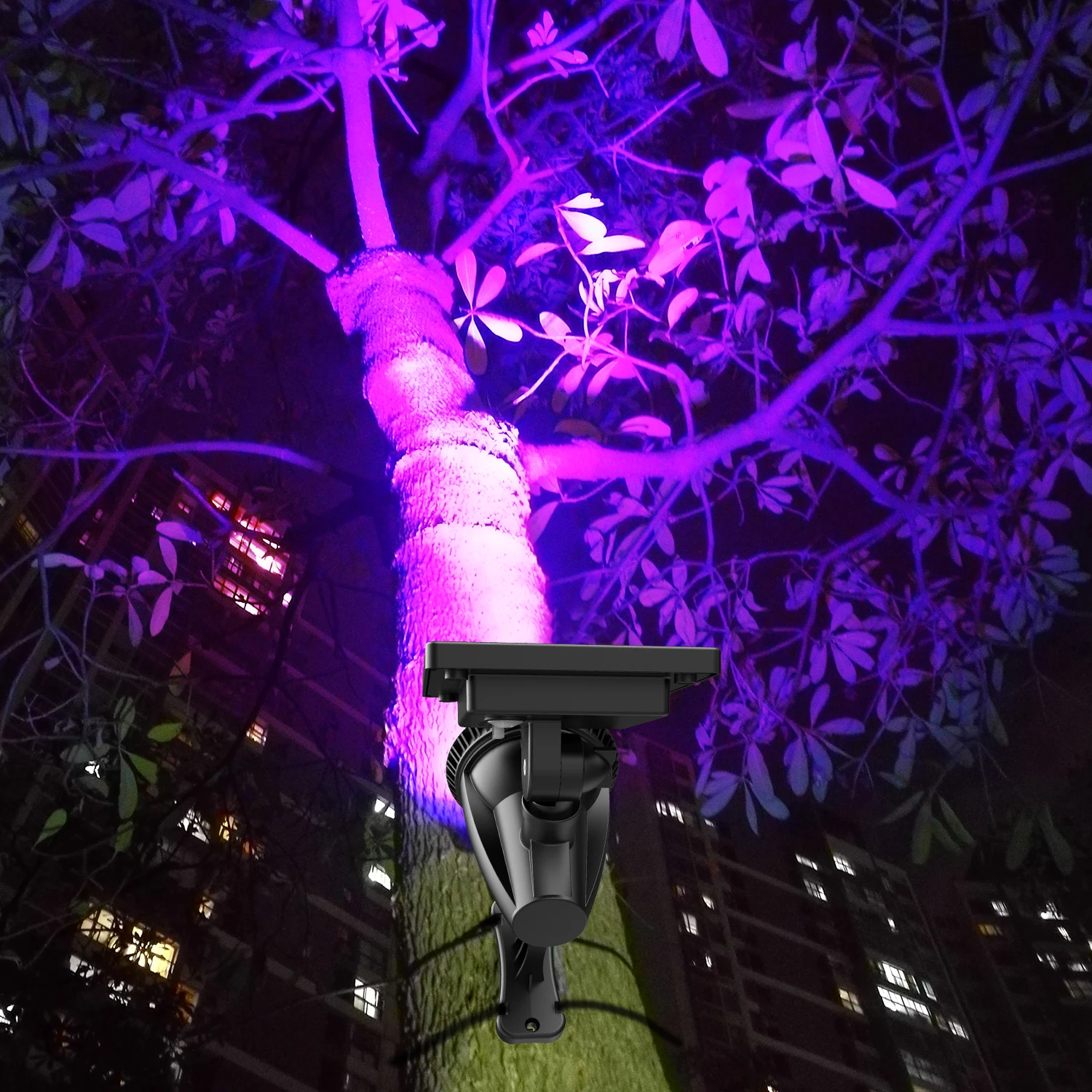 2025 Solar Waterproof LED Landscape Spotlight for Gardens & Paths